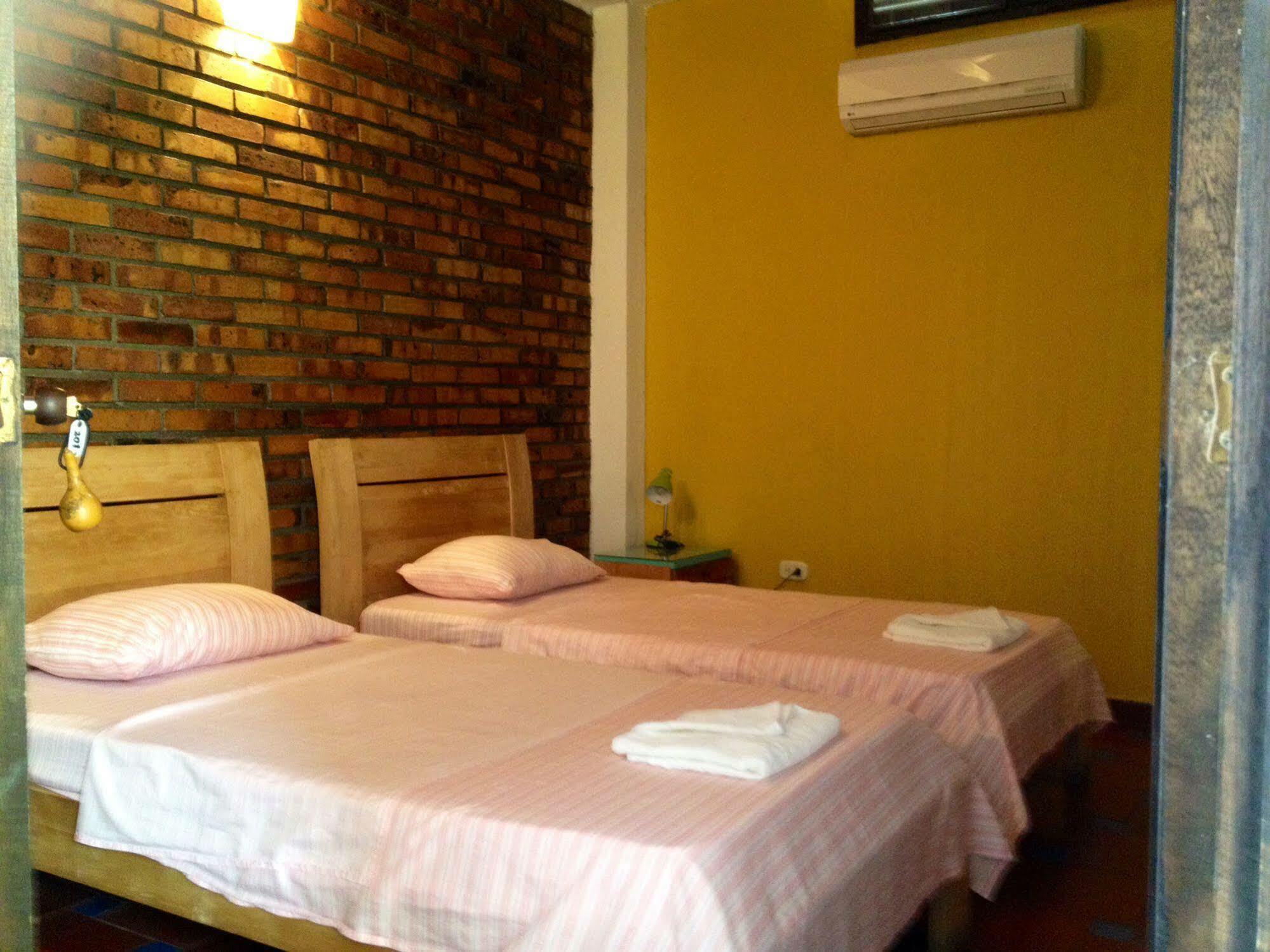 Aluna Casa Y Cafe Hostal *